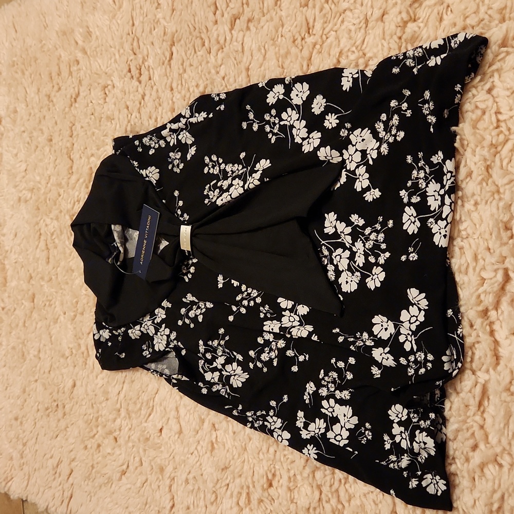 NWT Top Size Small